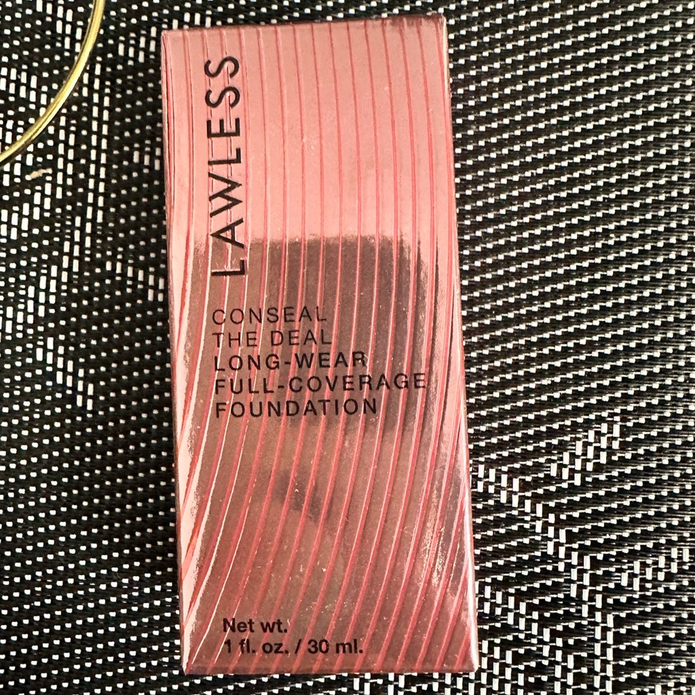Lawless foundation soft matte finish
